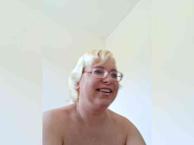 Vika211 webcam