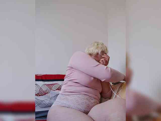 Vika211 webcam