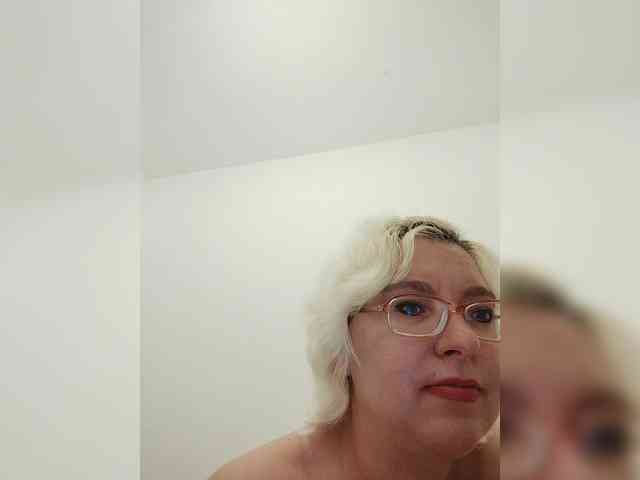Vika211 webcam