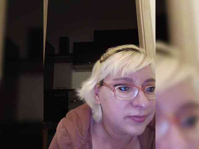 Vika211 webcam