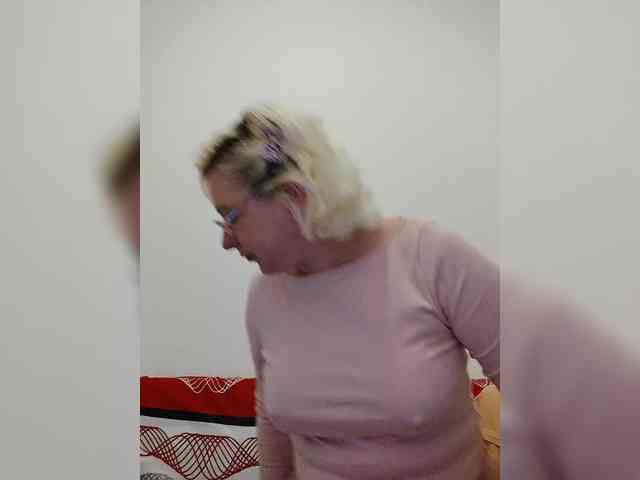 Vika211 bongacams