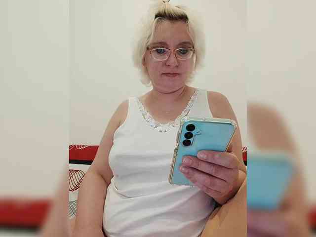 Vika211 webcam
