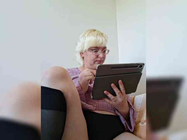 Vika211 webcam