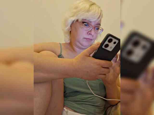 Vika211 webcam