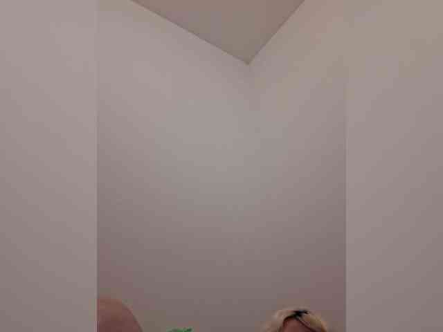 Vika211 webcam
