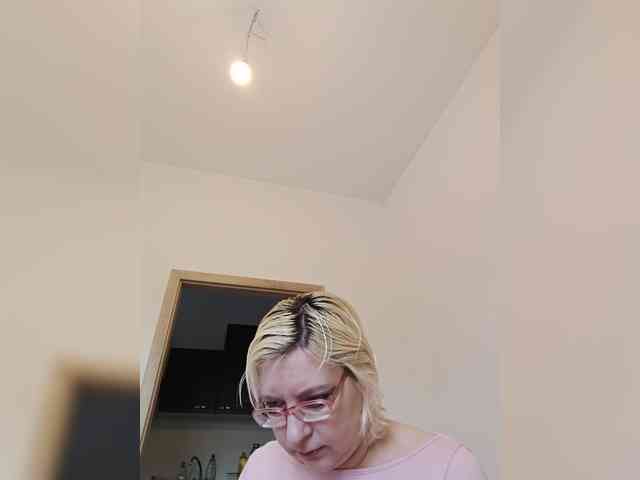 Vika211 webcam