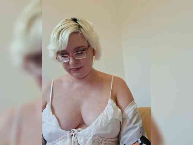 Vika211 webcam