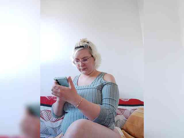 Vika211 webcam