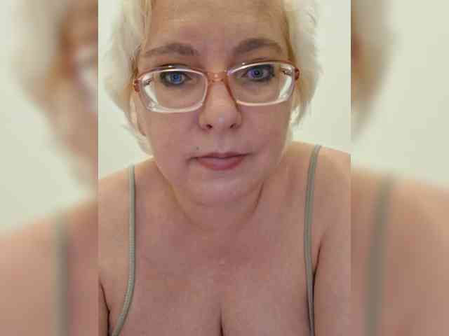 Vika211 webcam