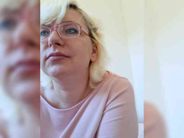 Vika211 webcam
