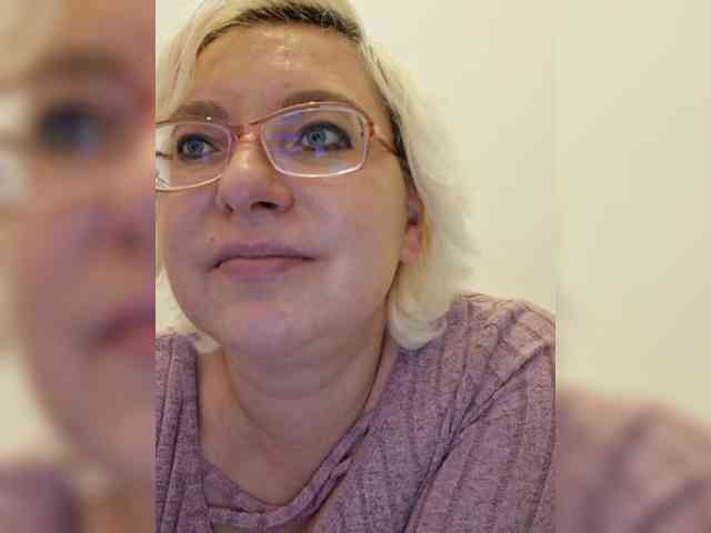 Vika211 webcam