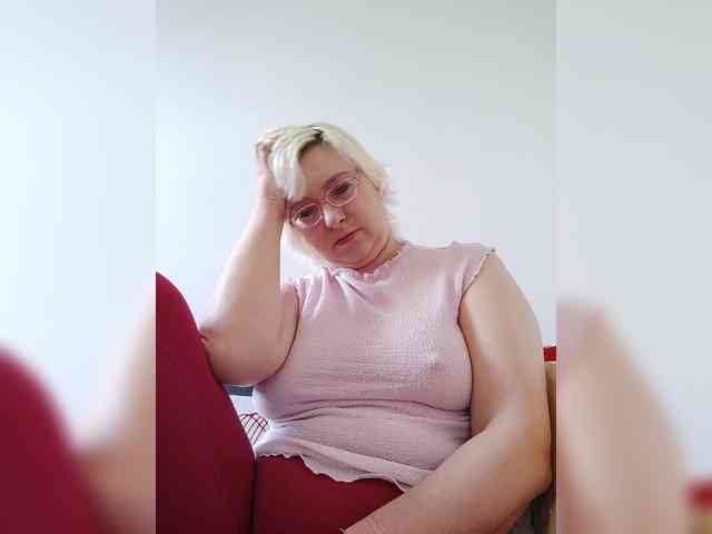 Vika211 bongacams