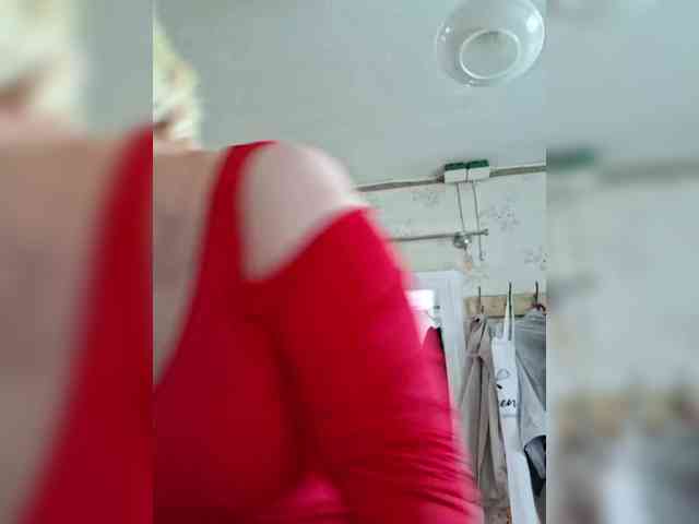 Vika211 Live Webcam on BongaCams