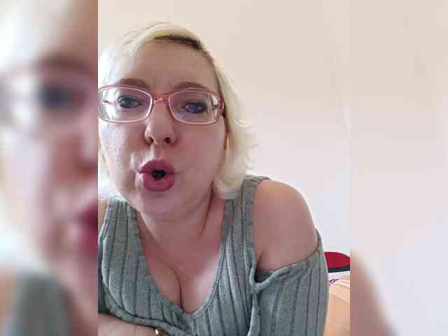 Vika211 webcam