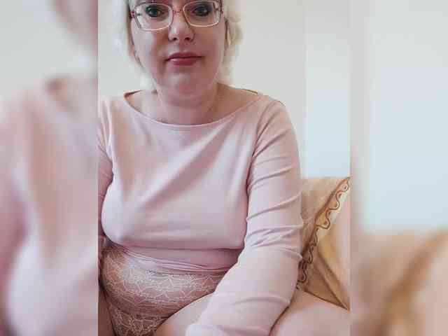 Vika211 webcam
