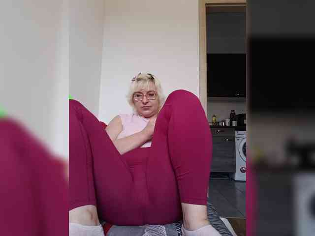 Vika211 webcam
