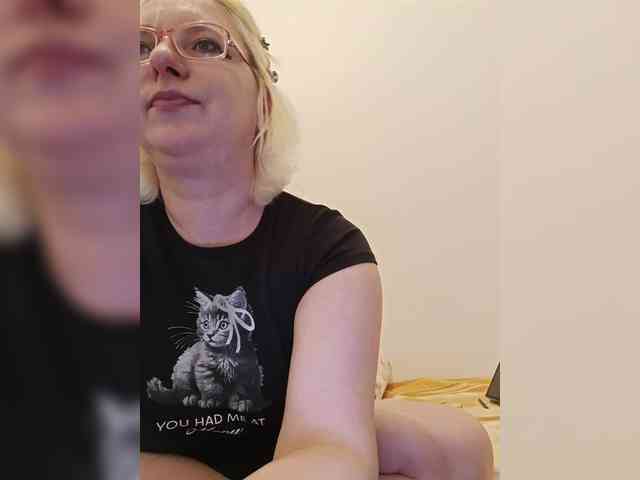 Vika211 webcam