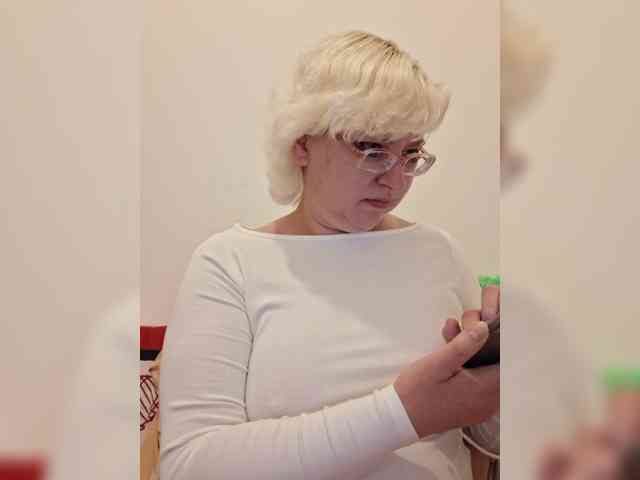 Vika211 webcam