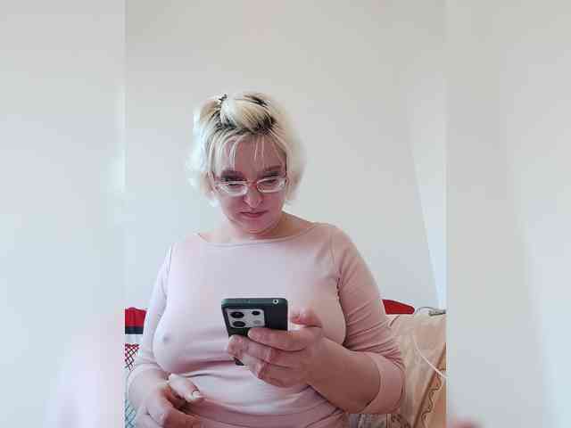 Vika211 webcam