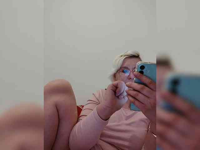 Vika211 webcam