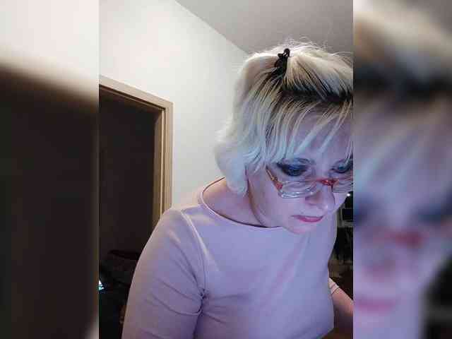 Vika211 webcam
