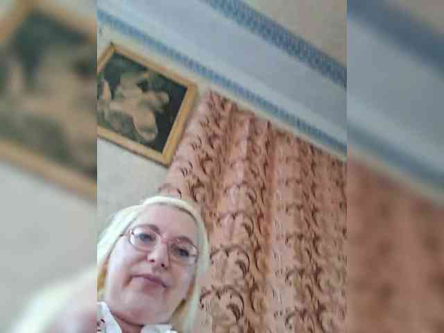 Vika211 Live Webcam on BongaCams