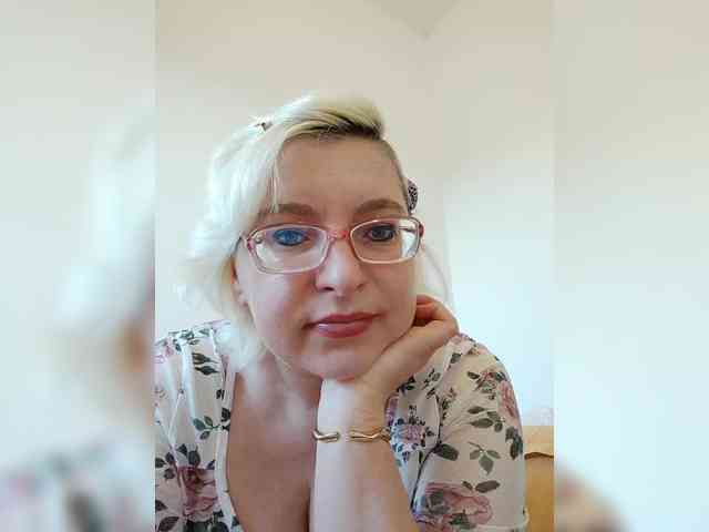 Vika211 webcam