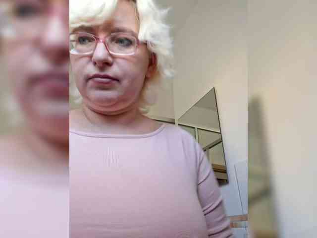 Vika211 webcam