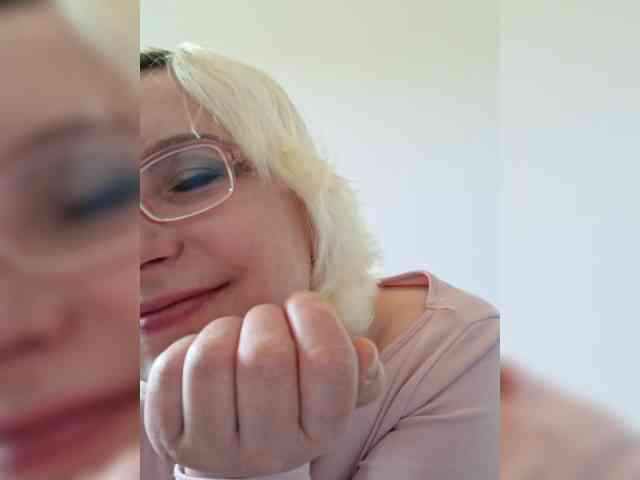 Vika211 webcam
