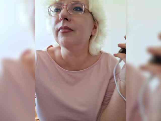 Vika211 webcam