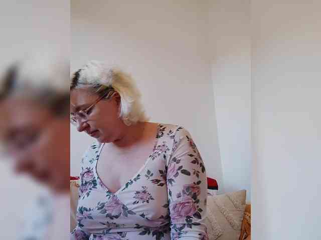 Vika211 webcam