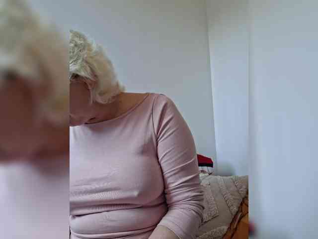 Vika211 webcam
