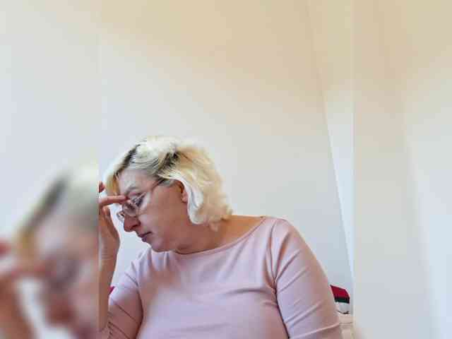 Vika211 webcam
