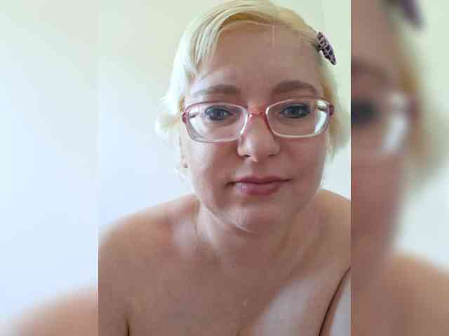 Vika211 webcam