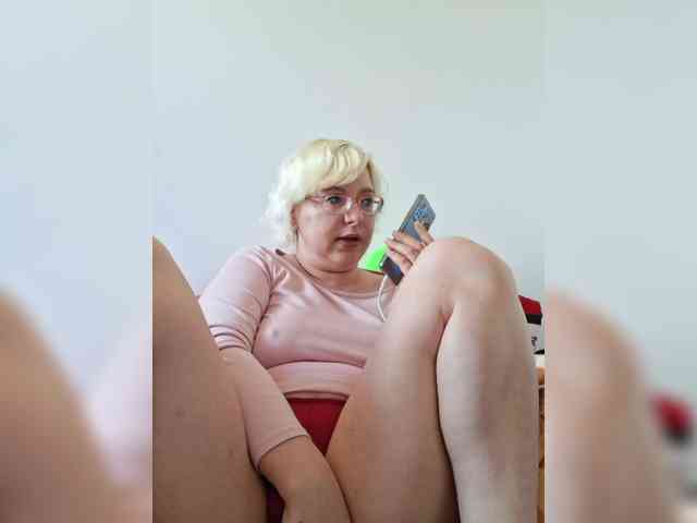 Vika211 webcam