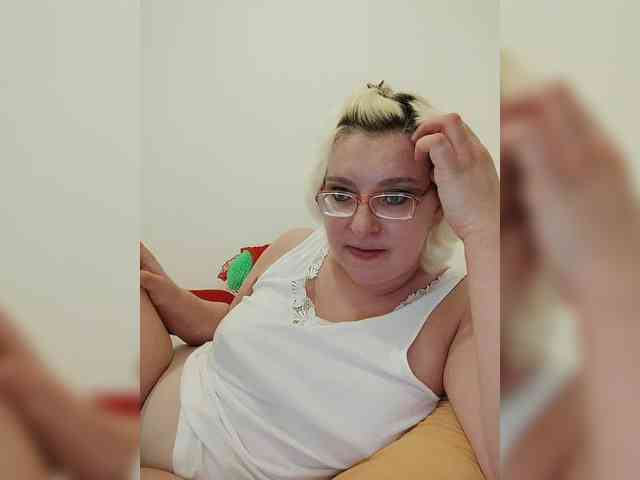 Vika211 webcam