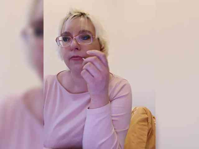 Vika211 webcam