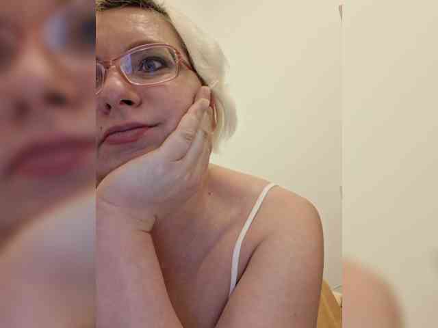 Vika211 webcam