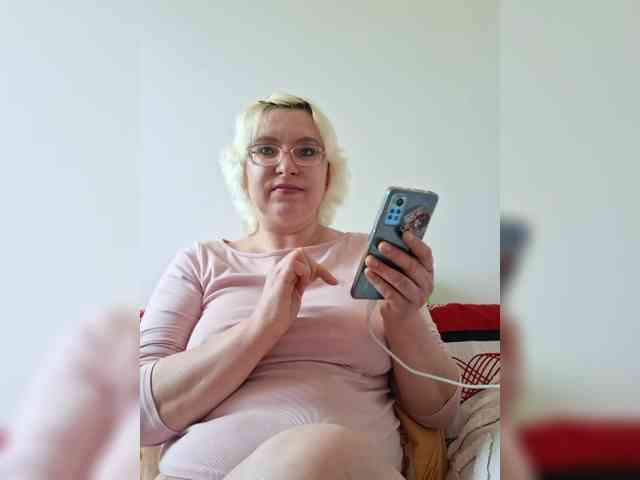 Vika211 webcam