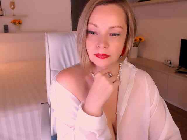 Tilly-Eliot webcam