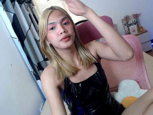 Holymary69 Live Webcam on BongaCams