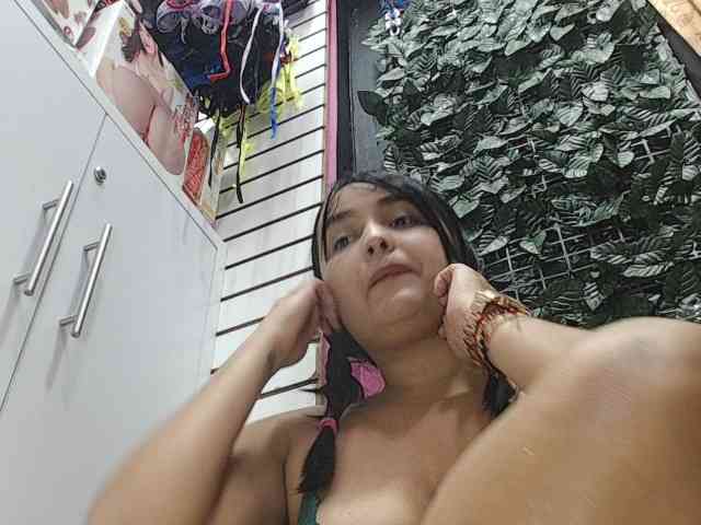 Sunyferrer Live Webcam on BongaCams