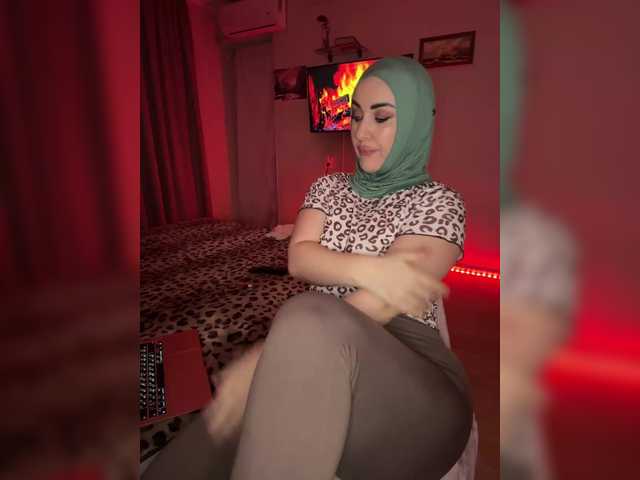 Plennica's BongaCams show and profile