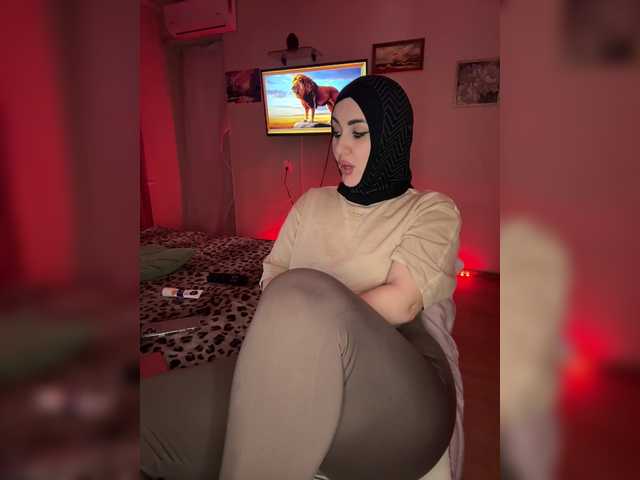 Plennica's BongaCams show and profile