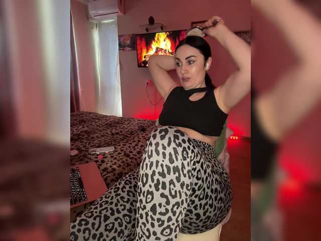 Plennica's BongaCams show and profile