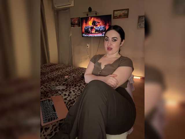 Plennica's BongaCams show and profile