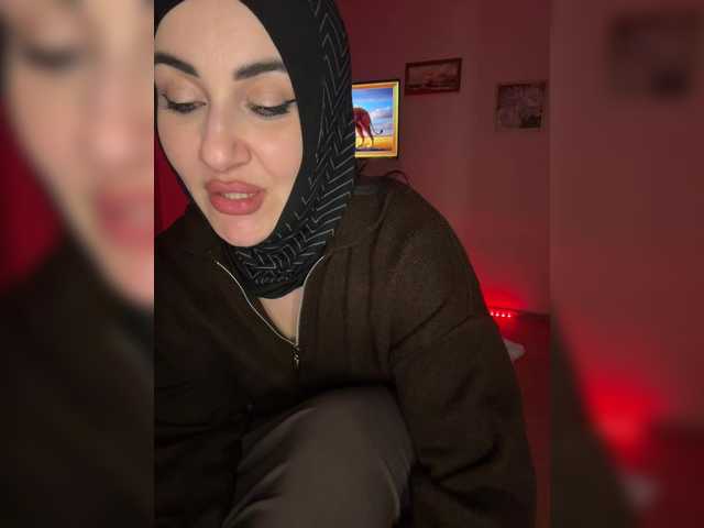 Plennica's BongaCams show and profile