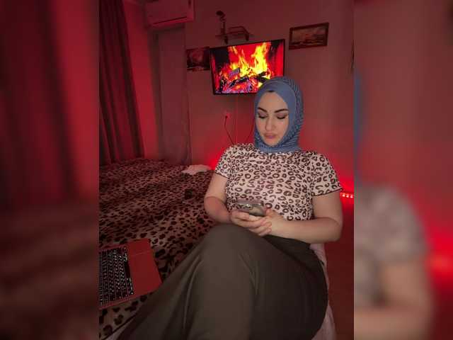 Plennica's BongaCams show and profile