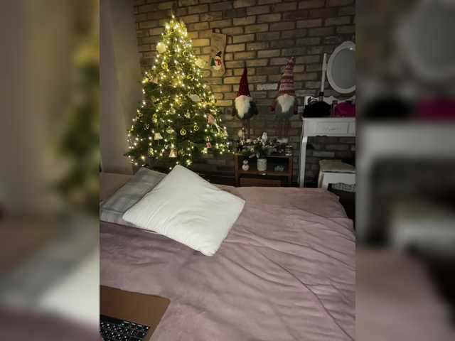 Plennica's BongaCams show and profile