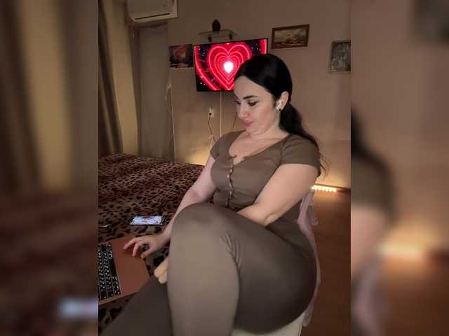 Plennica's BongaCams show and profile